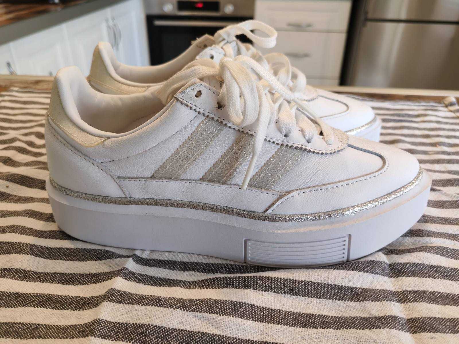 Маратонки Adidas