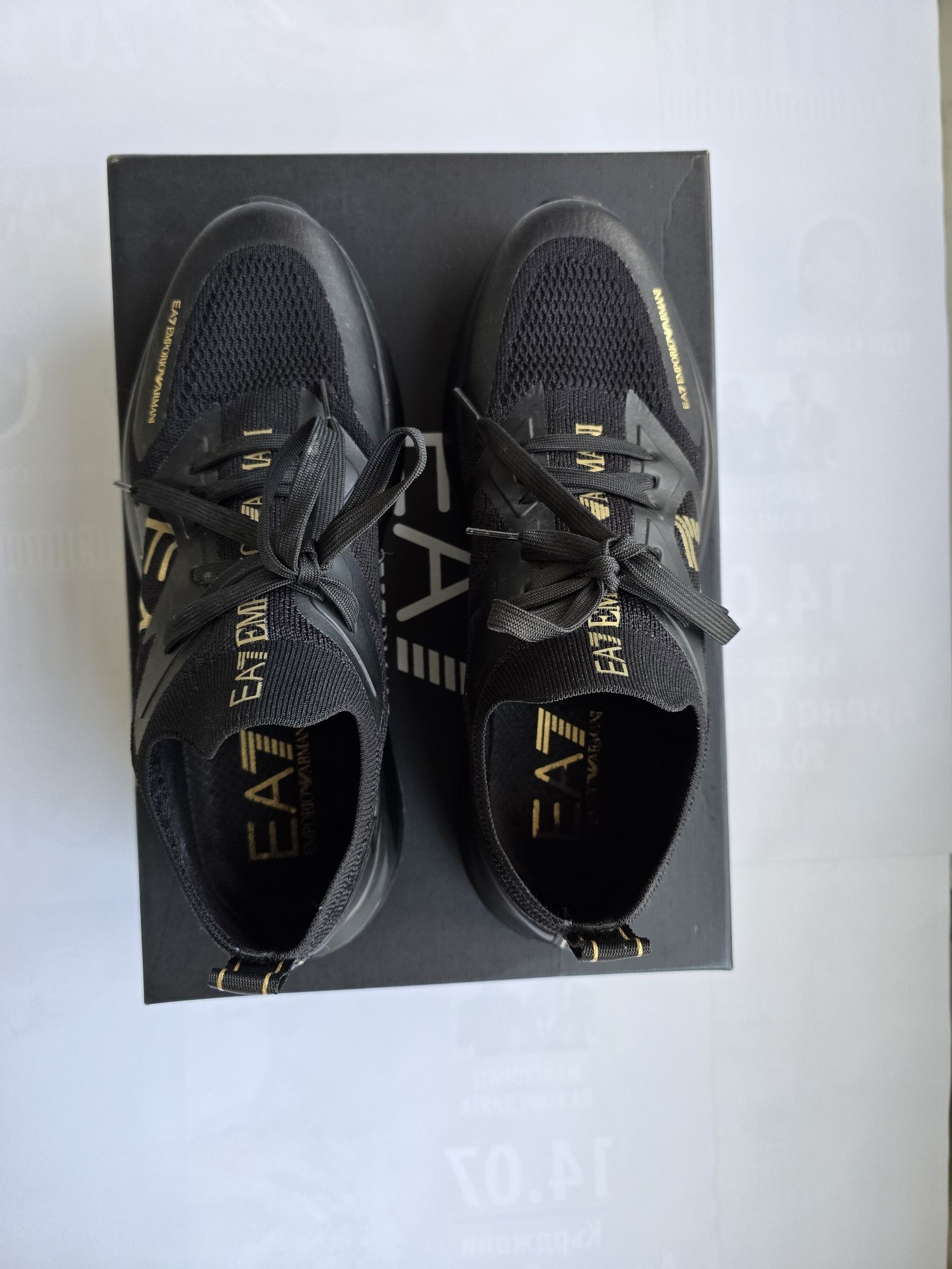 Спортни обувки EA7 Emporio Armani 43 номер
Сникърси X8X113 XK269 M701