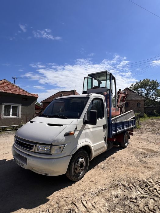 Buldoexcavator /camion 8x4 /camion cereale, camioneta 3,5 de inchiriat