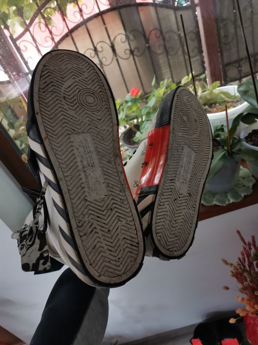 Vand off White vulcanized high 43