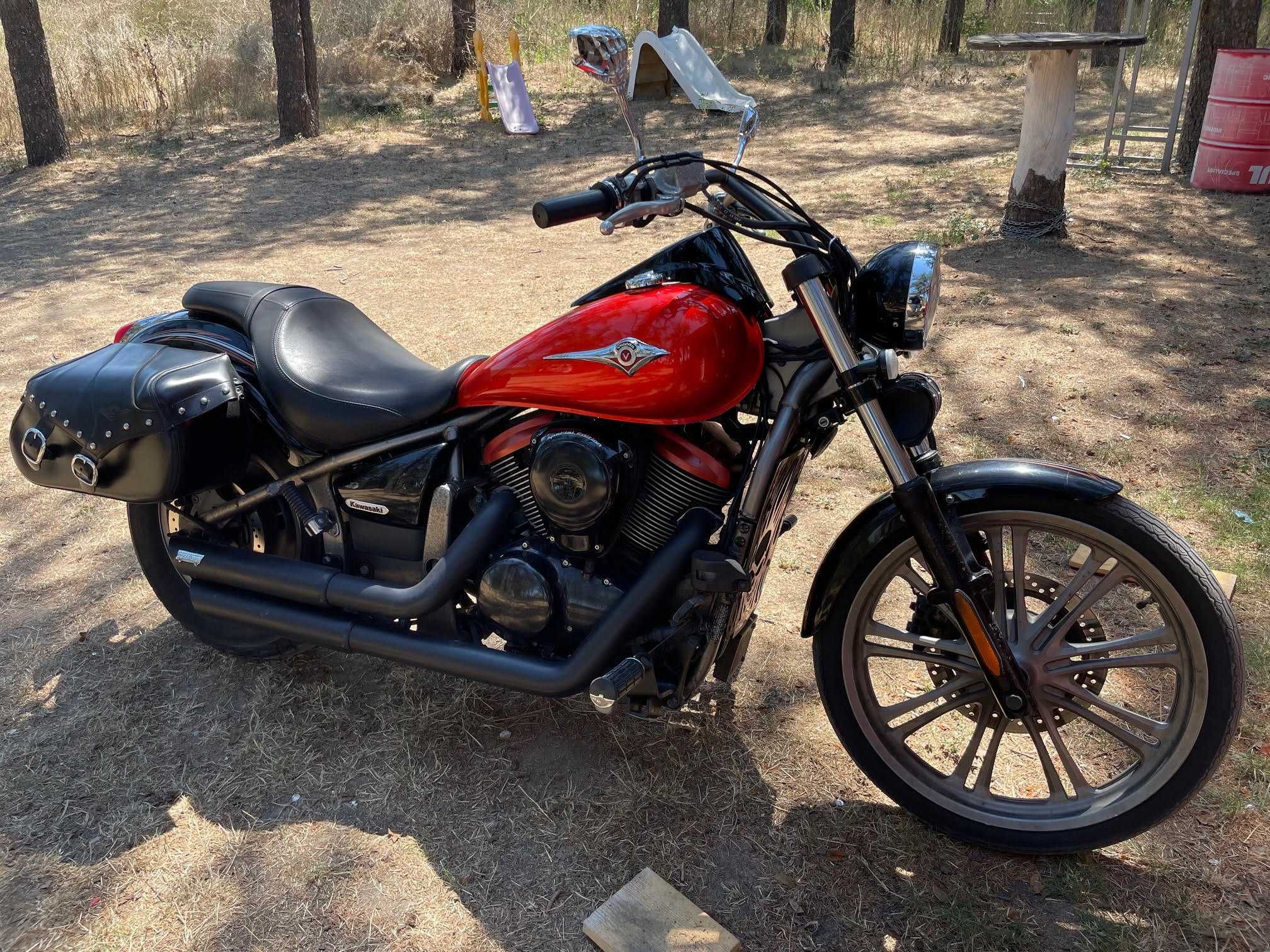 Kawasaki Vulcan VN 900 Custom