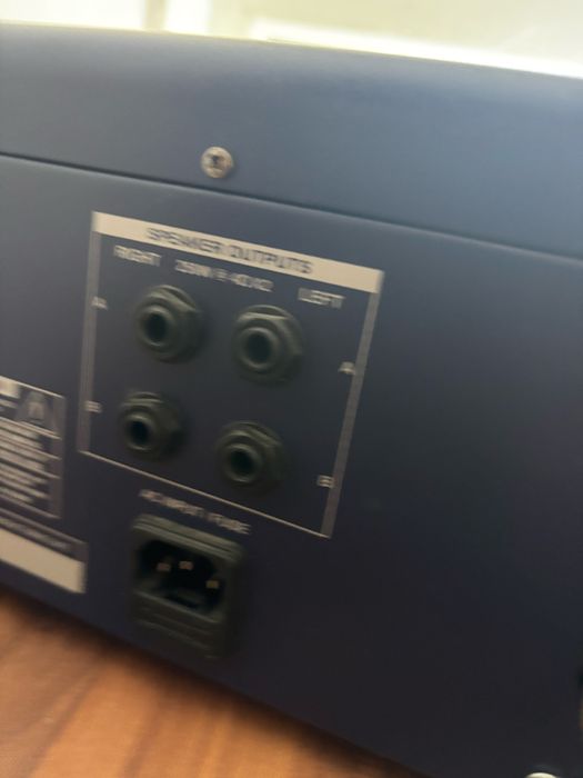 Vand mixer 2x250w activ 6 canale