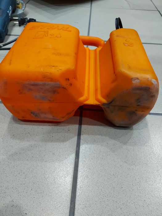 Canistra combinata STIHL