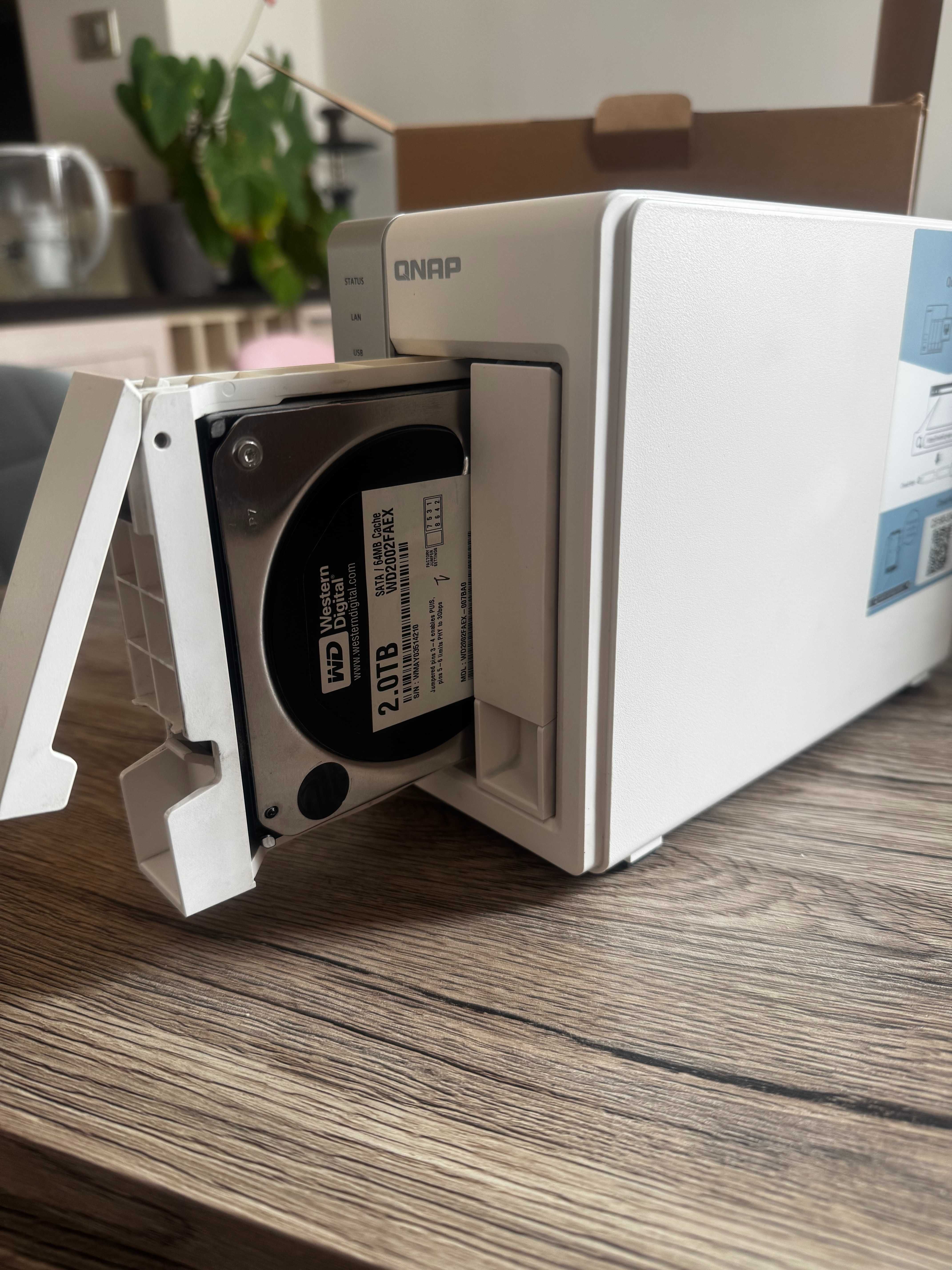 NAS QNAP TS-231P2 –Разширена RAM памет 8GB + 2x2TB хард диска WD Black