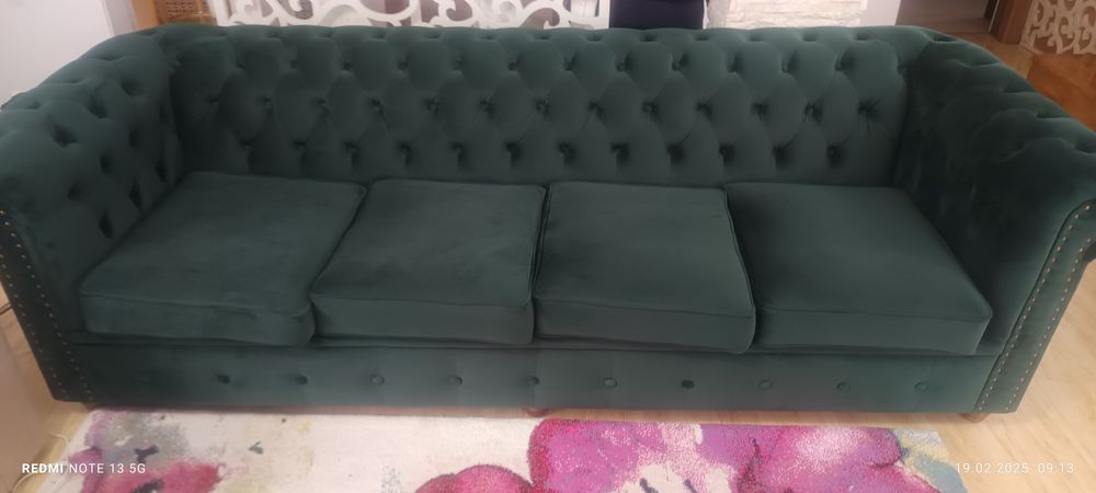 Canapea Chesterfield cu 4 locuri