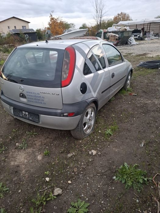 Vând Opel corsa 2002