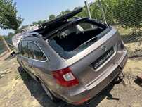 Bara spate punte skoda superb 2 scaune fete usi navigatie rns 310 stop