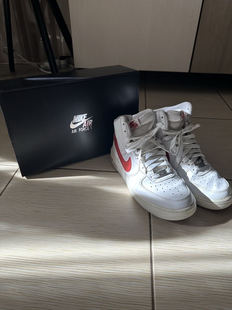 Adidasi Nike AirForce1 High