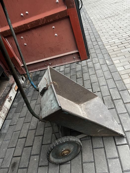 Тачка советская!!!