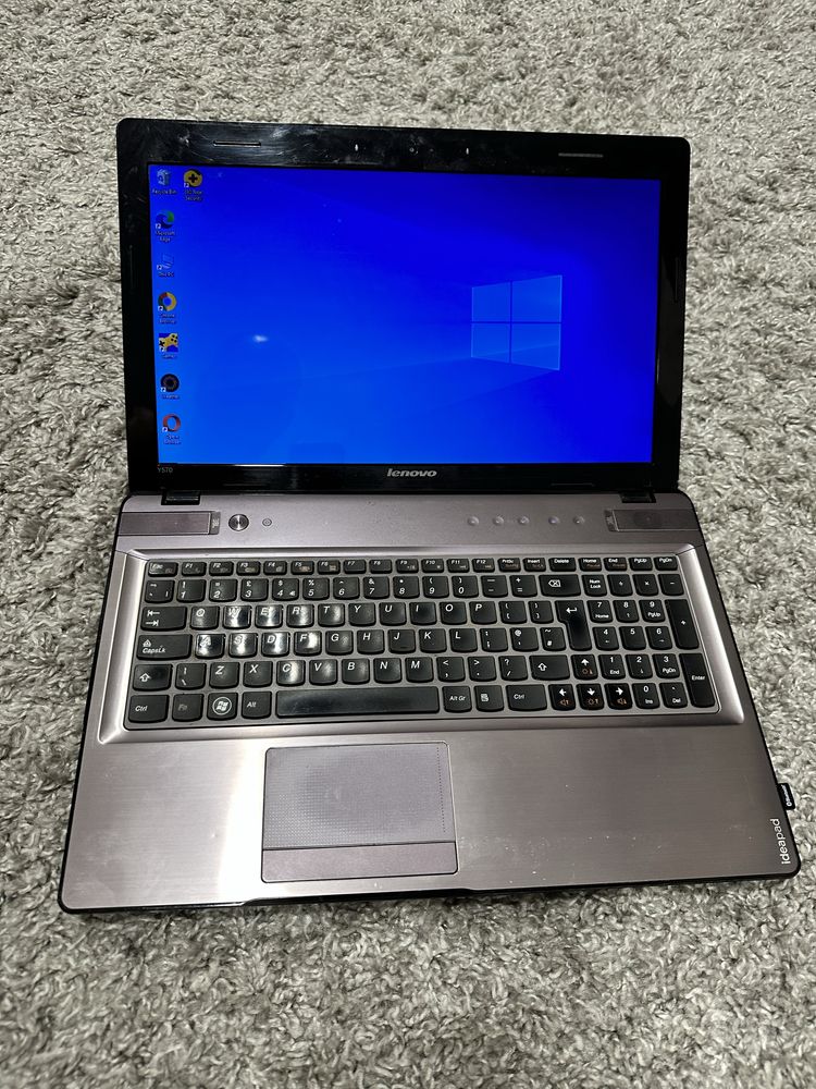 Lenovo ideapad y570