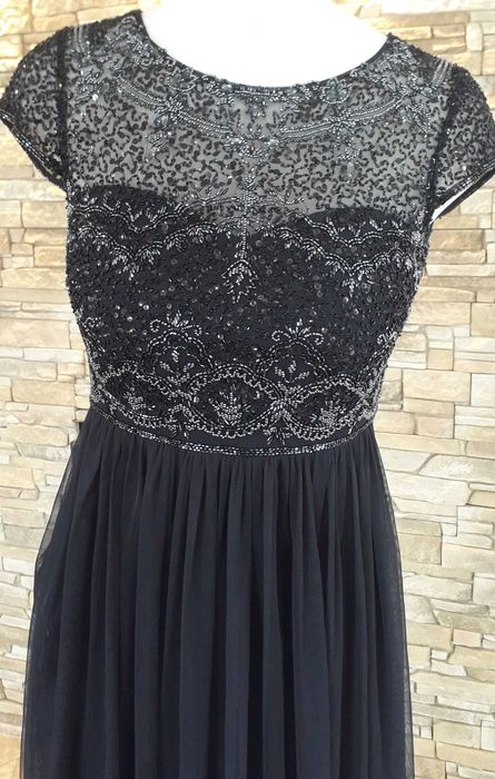 Ефирна Рокля за празниците