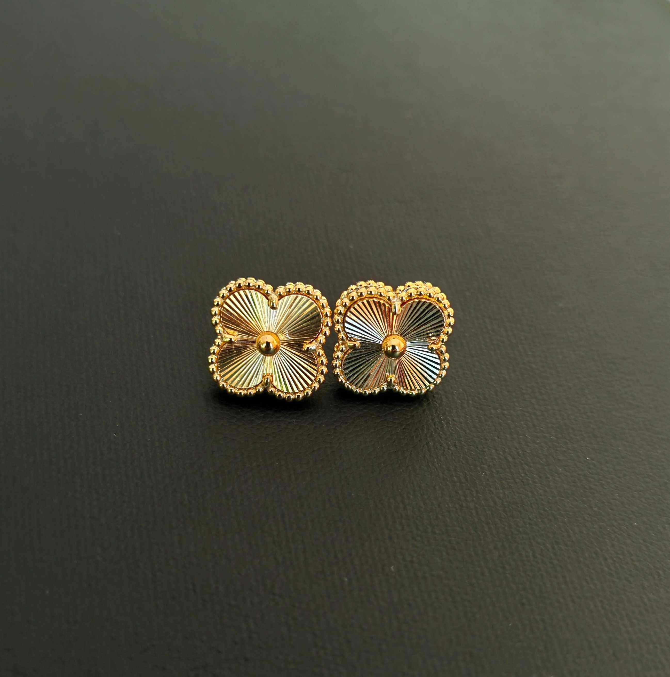Златни дамски обеци със бял седеф - Van Cleef & Arpels VCA