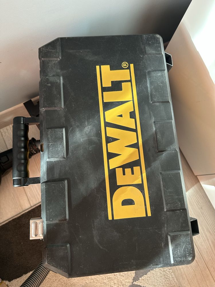 Dewalt Перфоратор