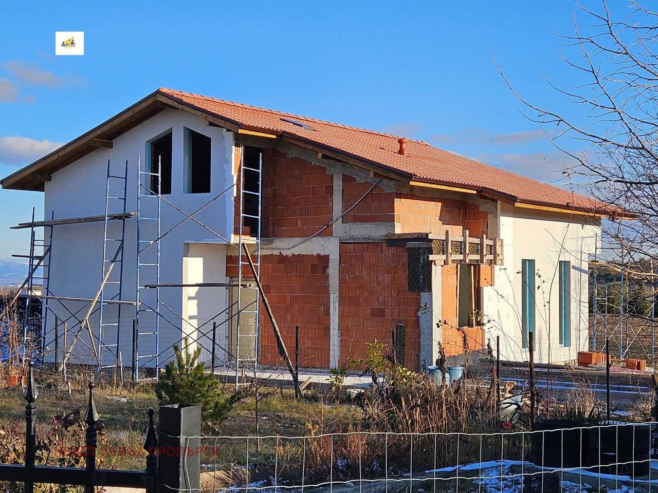 Продава се Къща в с. Хераково, Област София-област - 200 кв.м за 1140 €/кв.м - Снимка #3