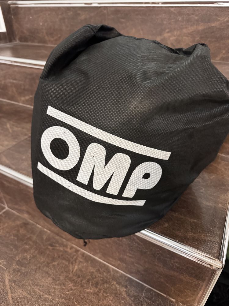 Каска Omp Размер S, почти нова
