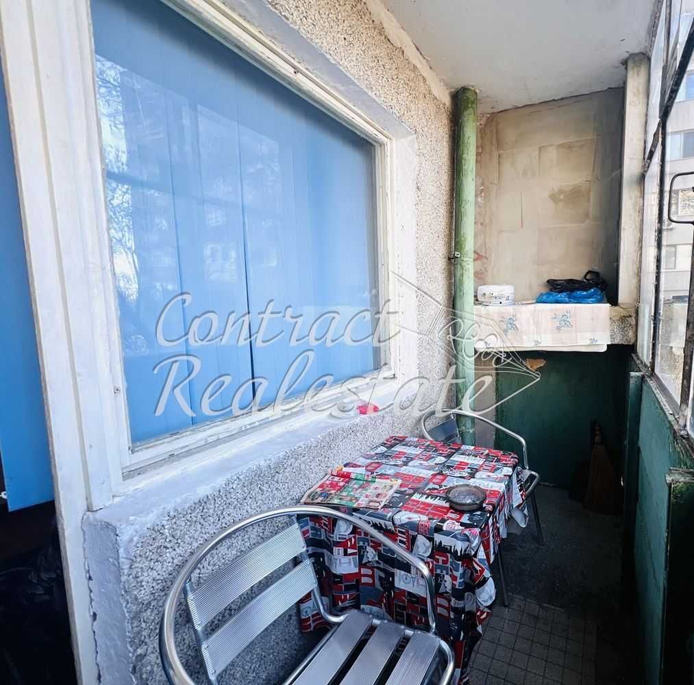 Продава се Двустаен апартамент в Ямбол, Център - 62 кв.м за 905 €/кв.м - Снимка #3