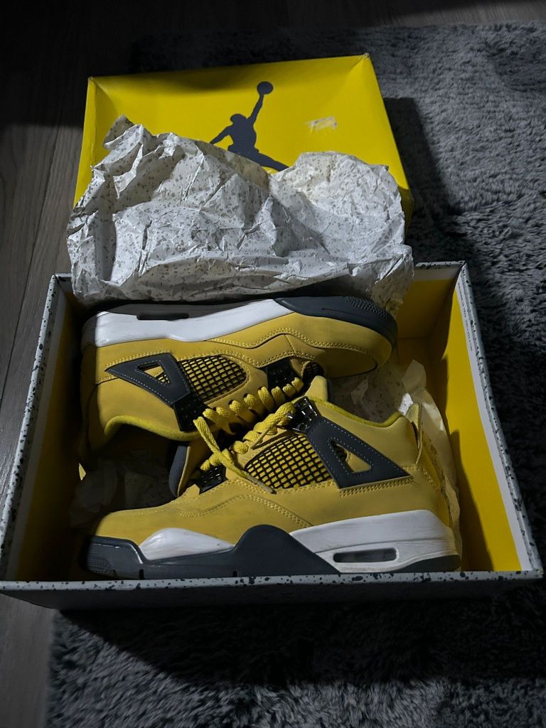 Nike jordan retro 4 lightning, marimea  40