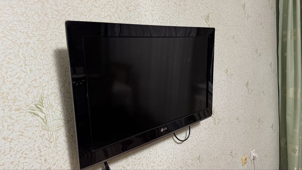 LG televizor 32 lik 500 000 so’m srochno