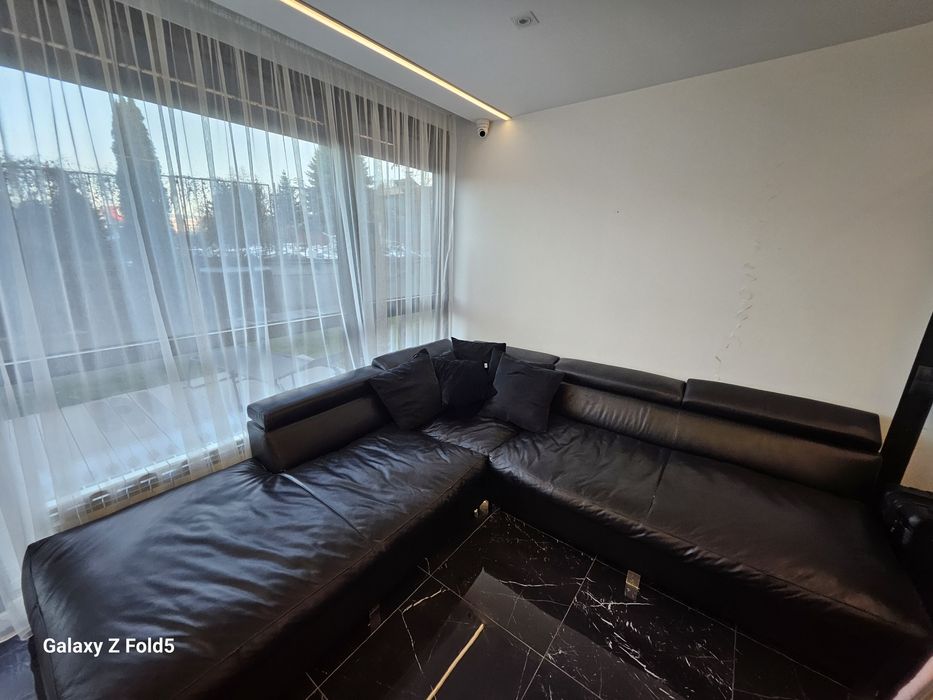 Диван от естествена кожа