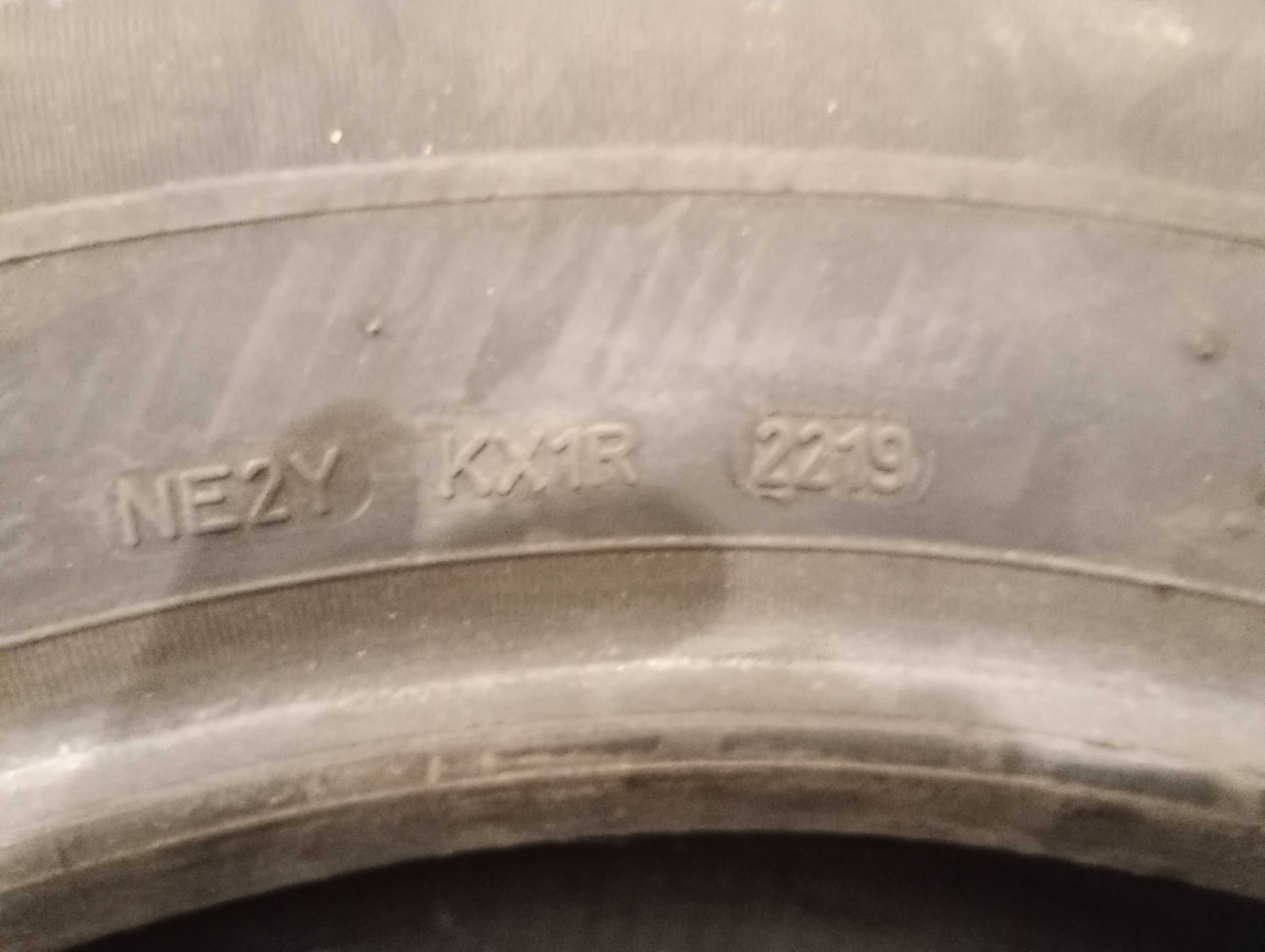 Зимни гуми Сава Ескимо 225 65 17 / 6 броя!