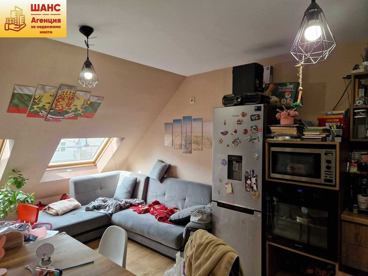 Продава се Двустаен апартамент в Плевен, Широк център - 65 кв.м за 1524 €/кв.м - Снимка #3