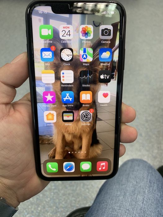 iPhone 11 Black 64GB