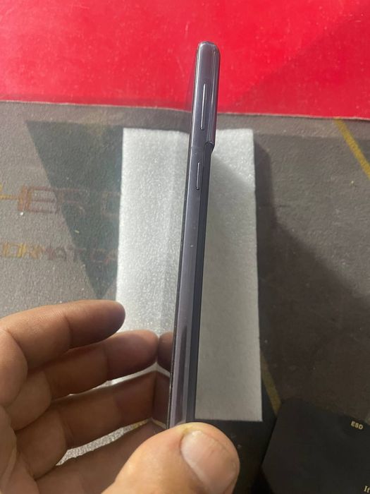 Samsung s 21 5g sotladi 3 milyon bulshi