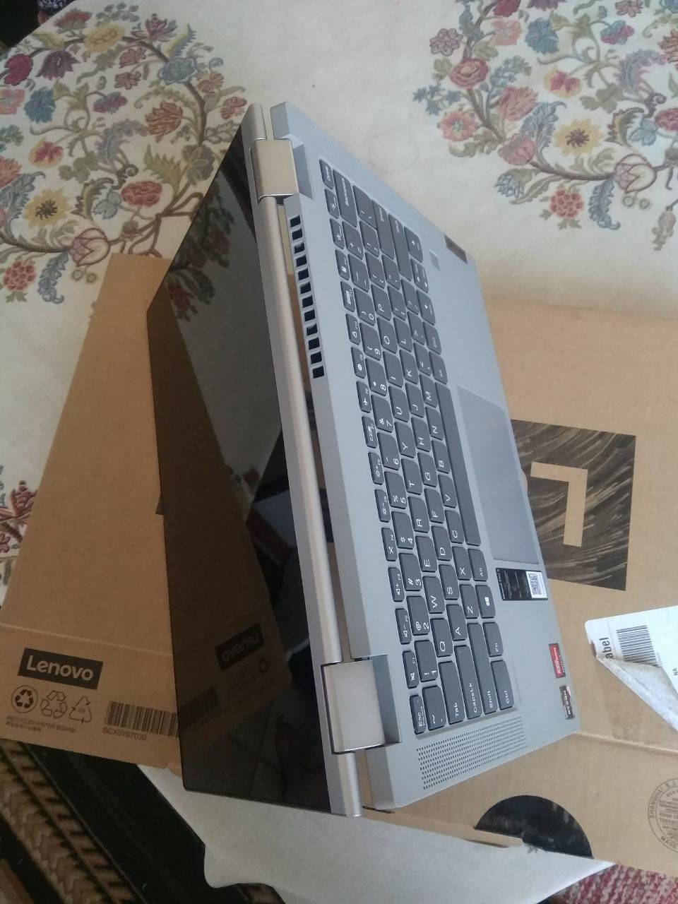 Ноутбук новый Lenovo