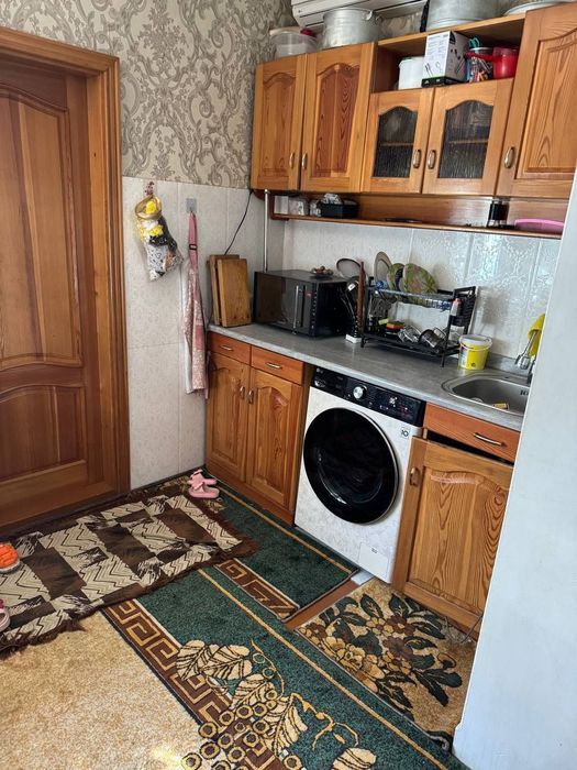 Юнус абад 19 квартале продаётся квартира в керамзитном доме 3 комнаты