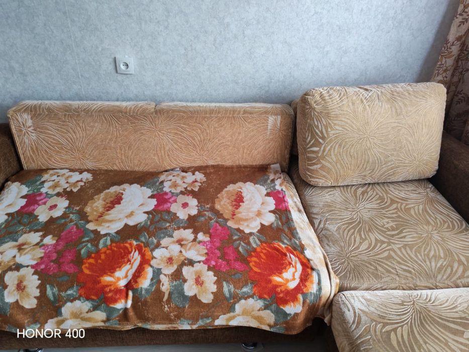 Продам диван и 2 кресла в отличном состоянии