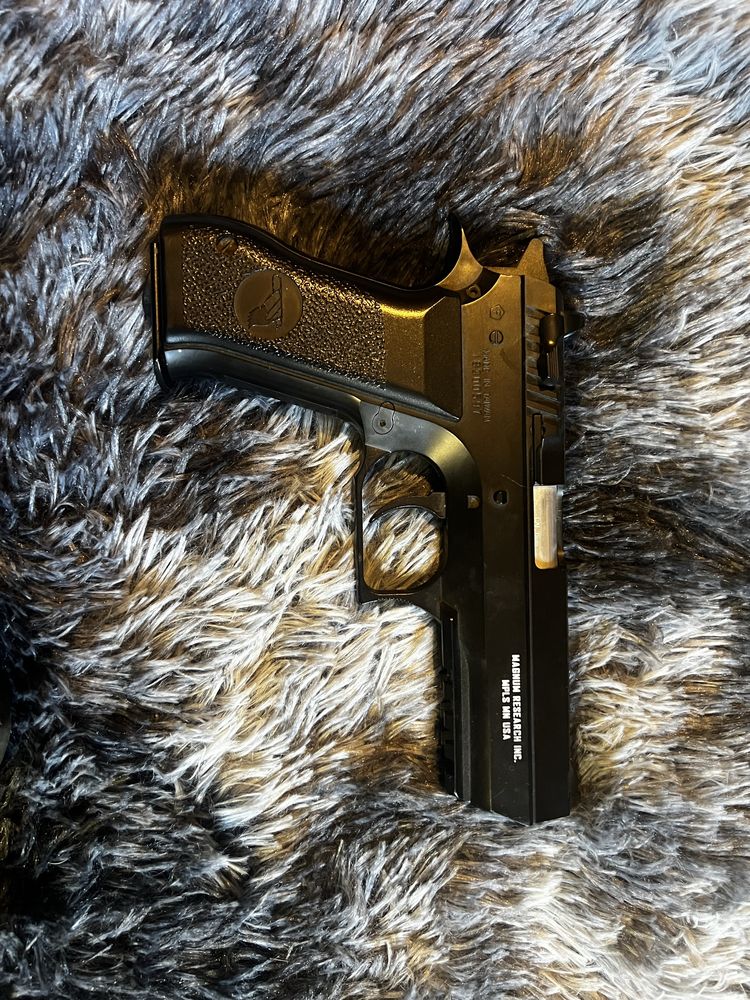 Baby Desert Eagle