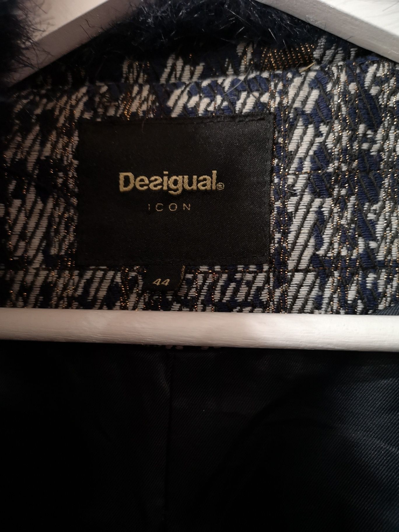 Дамско палто Desigual Icon