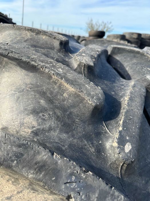 Anvelope sh 420.70 R28 Continemtal