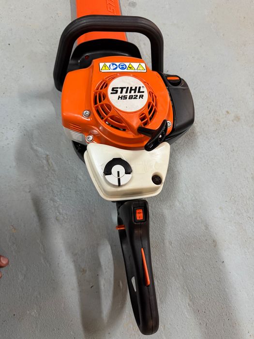 HS 82 R Mașina de tuns gard viu 600MM STIHL