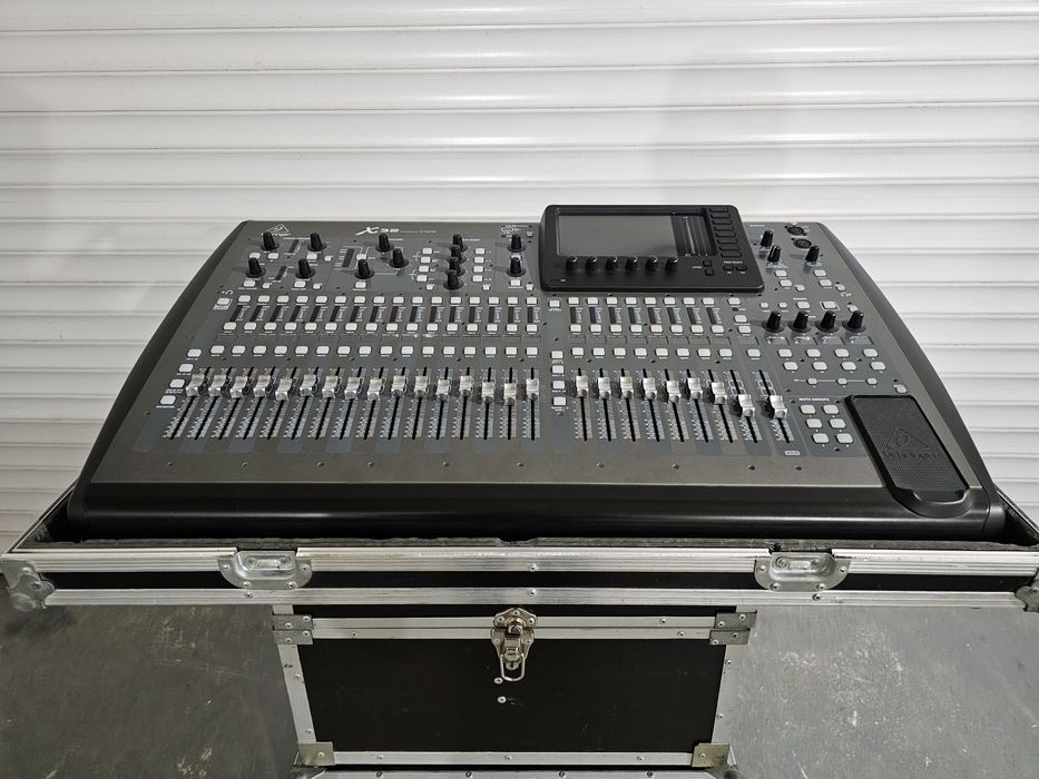 Mixer Behringer X32