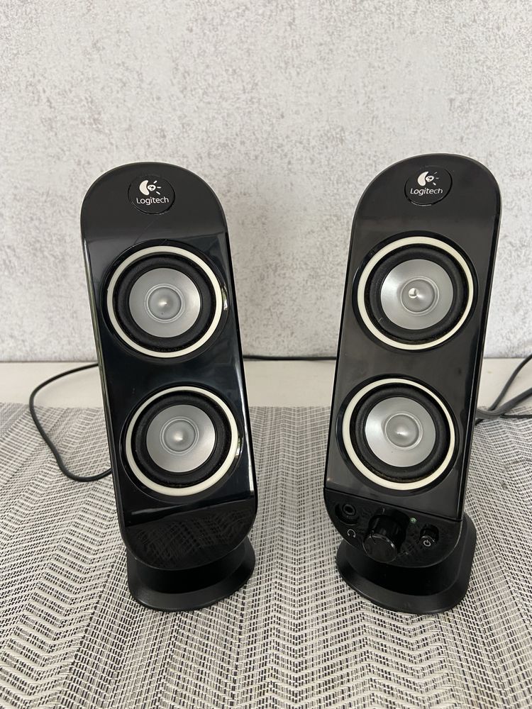 Буфер С Колони Logitech X-230 2.1