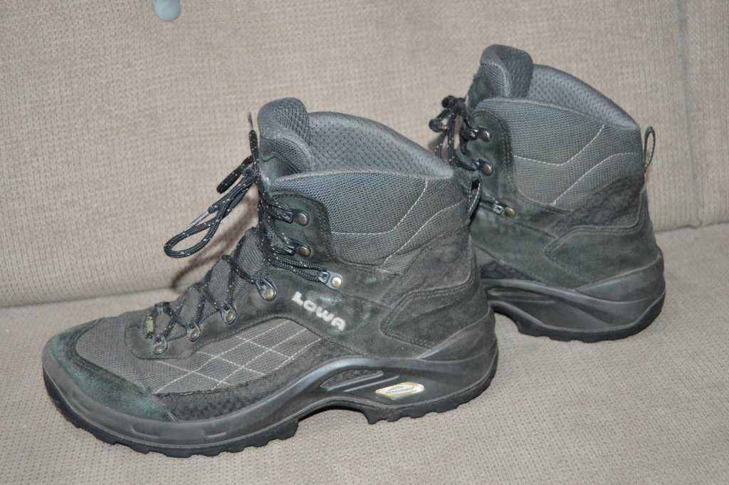 Ghete bocanci LOWA Taurus GTX Mid 43.5 Gore-tex