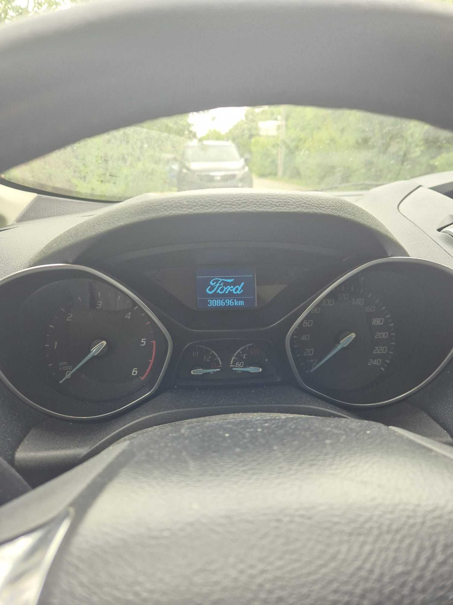 CITESTE ANUNTUL inainte sa SUNI / DAI  C Max 2012  2.0 TDCI