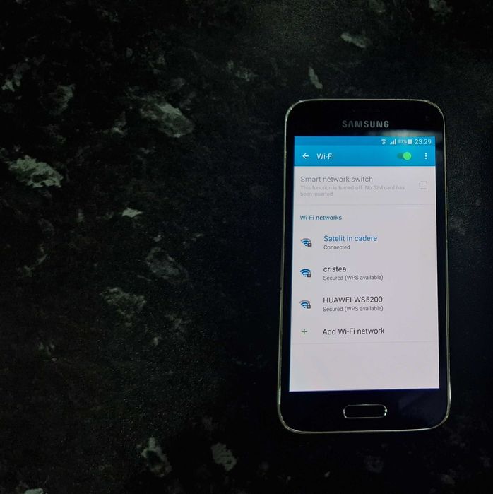 Vand Telefon Samsung S5 mini cu 4G/LTE !!Liber Retea!! la 100lei