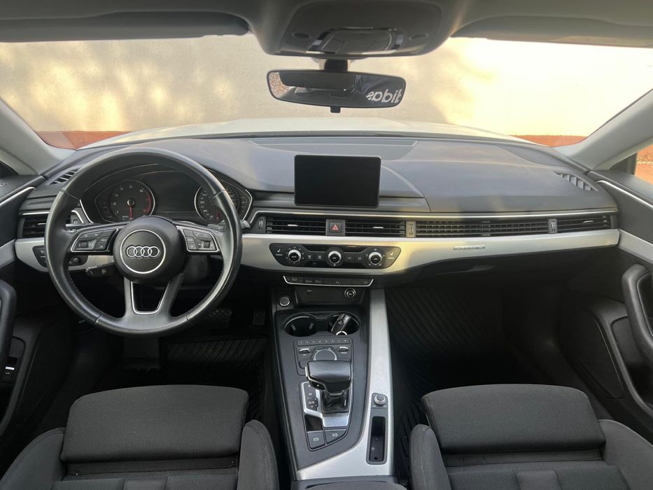 Audi A5 quattro, hibrid, 2019, avariat, AVARIATE