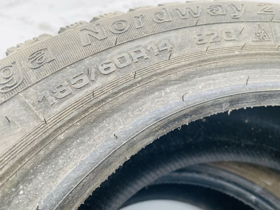 Продам шины 2 шт