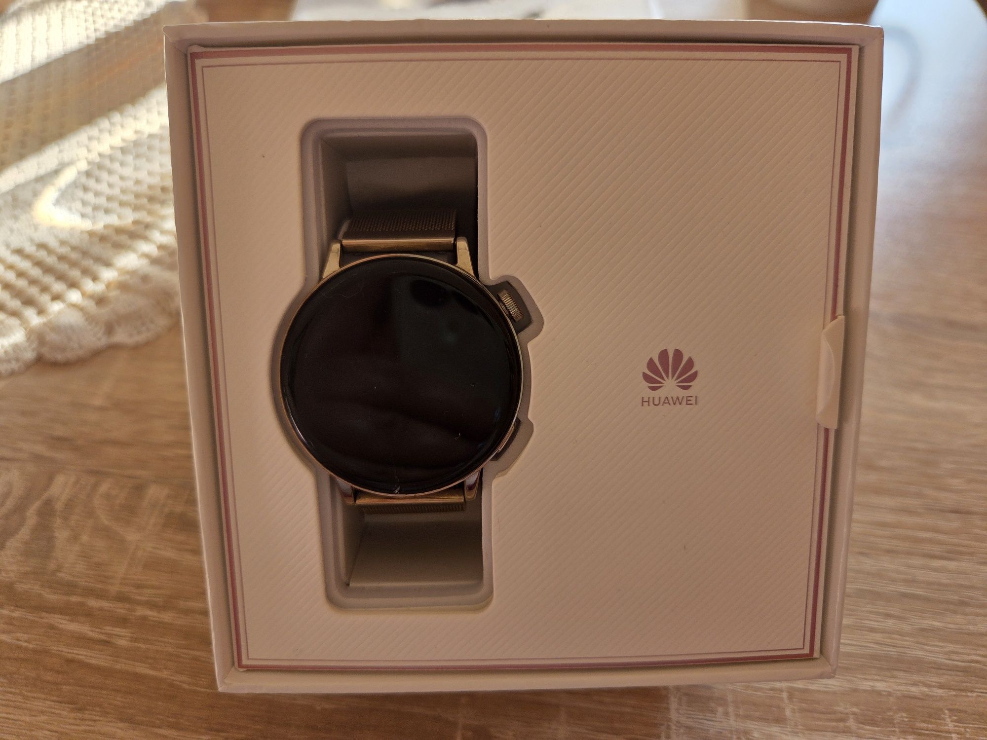 Смарт часовник HUAWEI WATCH GT 3 42MM