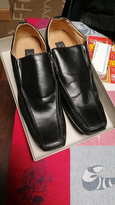 Обувки маркови, нови 47 номер