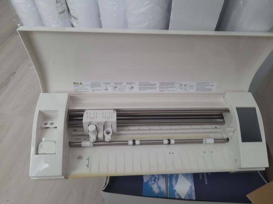 Silhouette Cameo 3