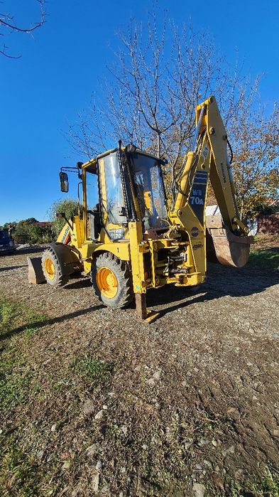 Buldoexcavator KOMATSU