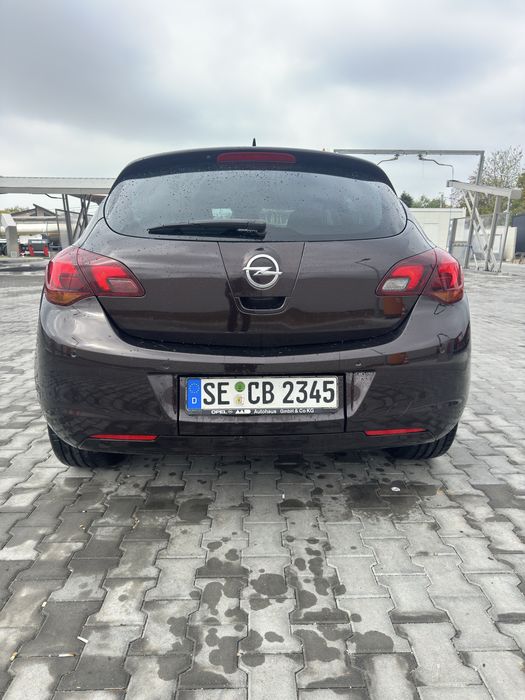Opel Astra J 1.7CDTI