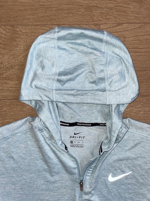 Дамско спортно горнище Nike