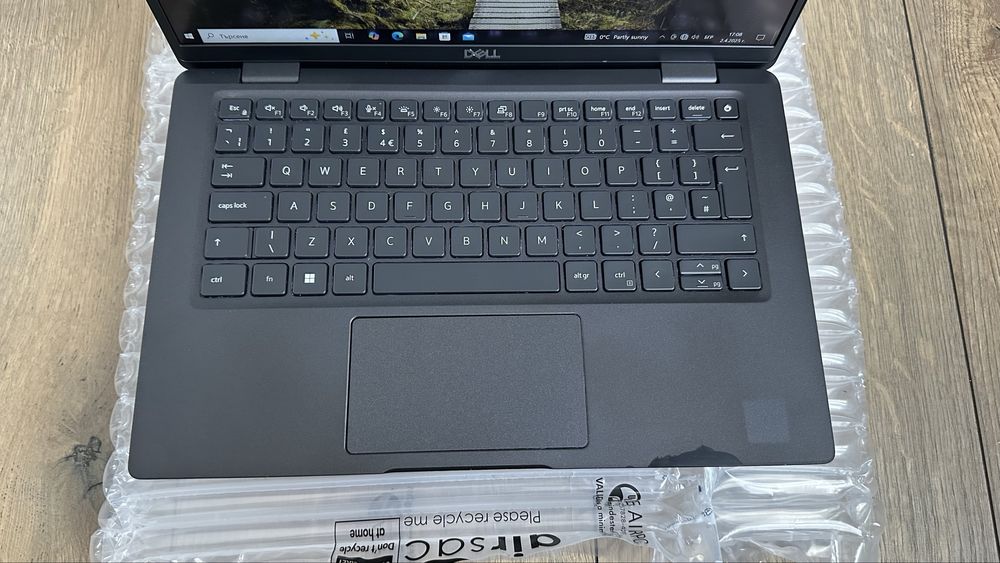 Лаптоп Dell Latitude 7320 13.3”FHD Intel i5-1145G7 8GB RAM 256GB SSD