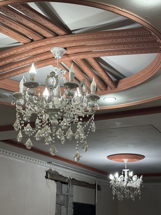 Продается люстра