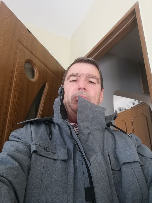 Vînd 5geci piele